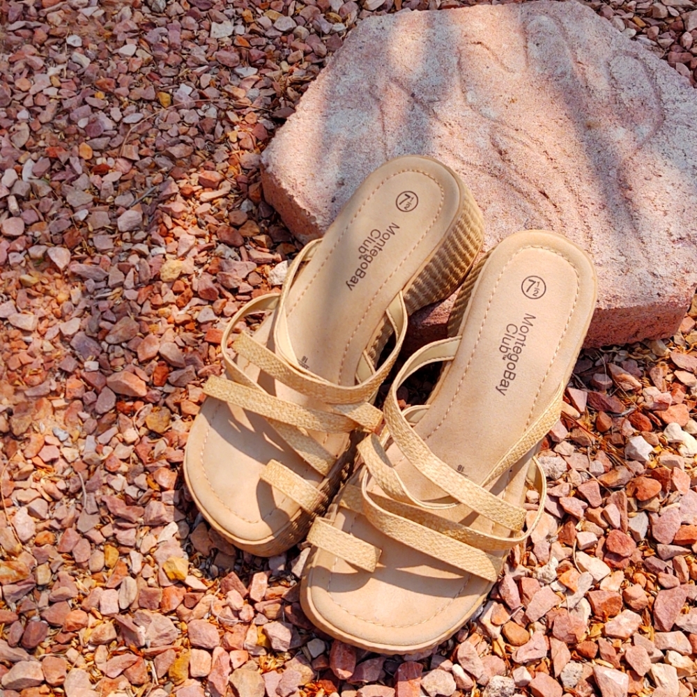 Montego Bay Club Sandals size 7.5 women's